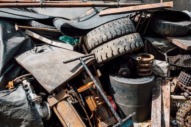 Iron scrap buyer